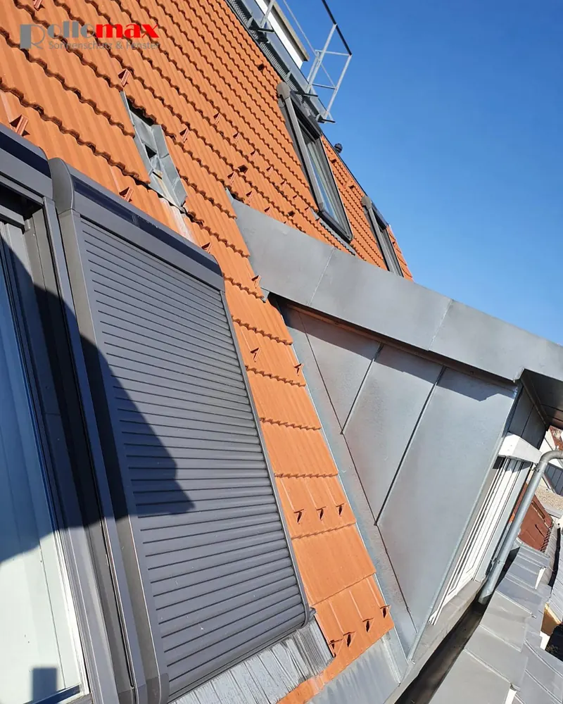 VELUX Solar-Rollläden - RolloMax Referenz in Wien
