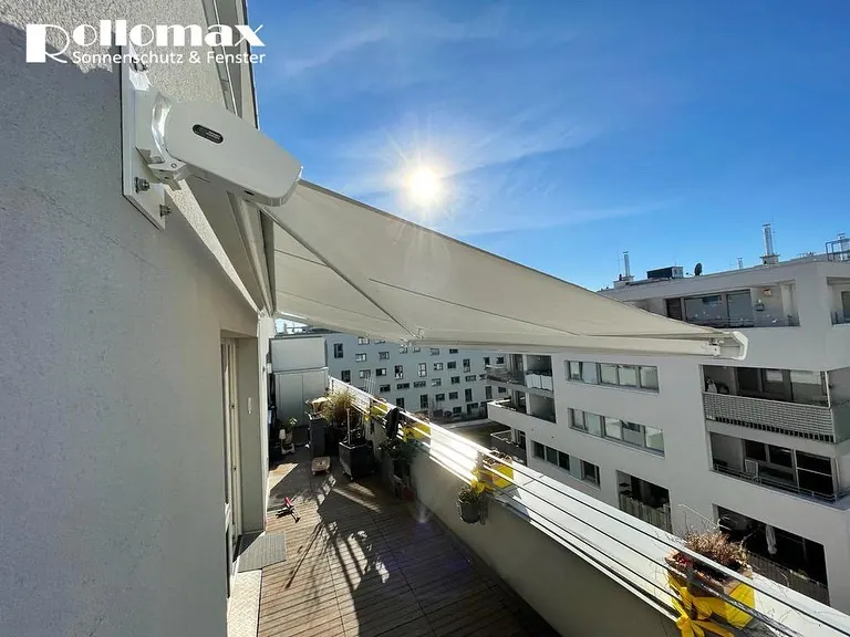 Kassettenmarkise für Balkone - RolloMax Referenz in Wien
