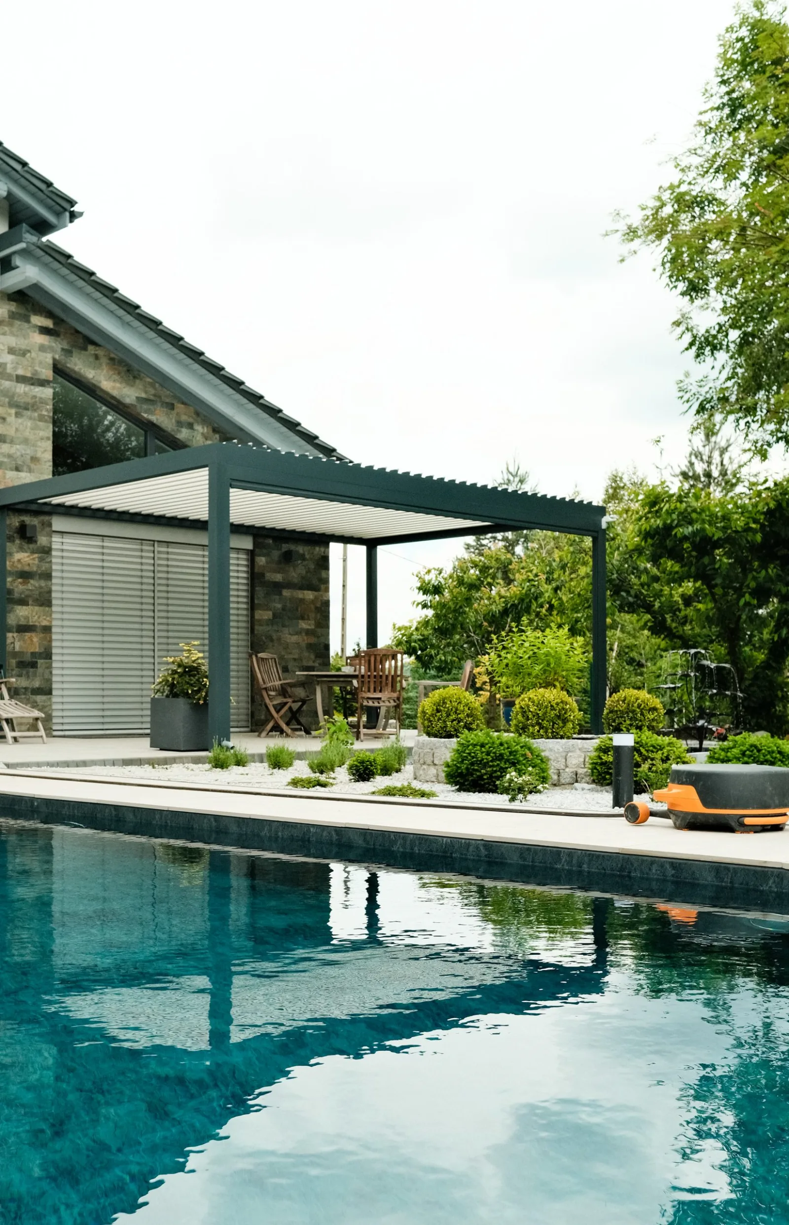 Pergola Milano - RolloMax Premium Referenz in Wien Döbling